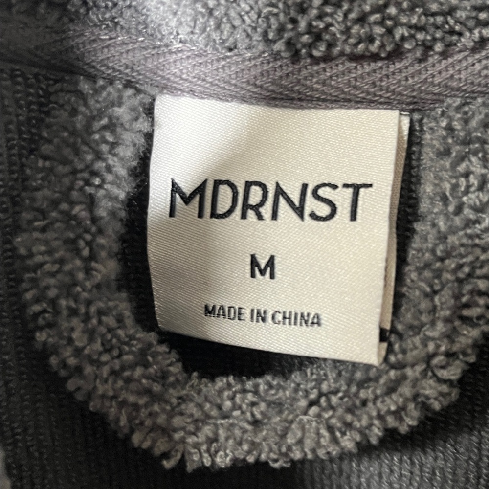 MDRNST Terrycloth Heavy Bath Robe Size Medium side pockets Deep Grey - Picture 3 of 6